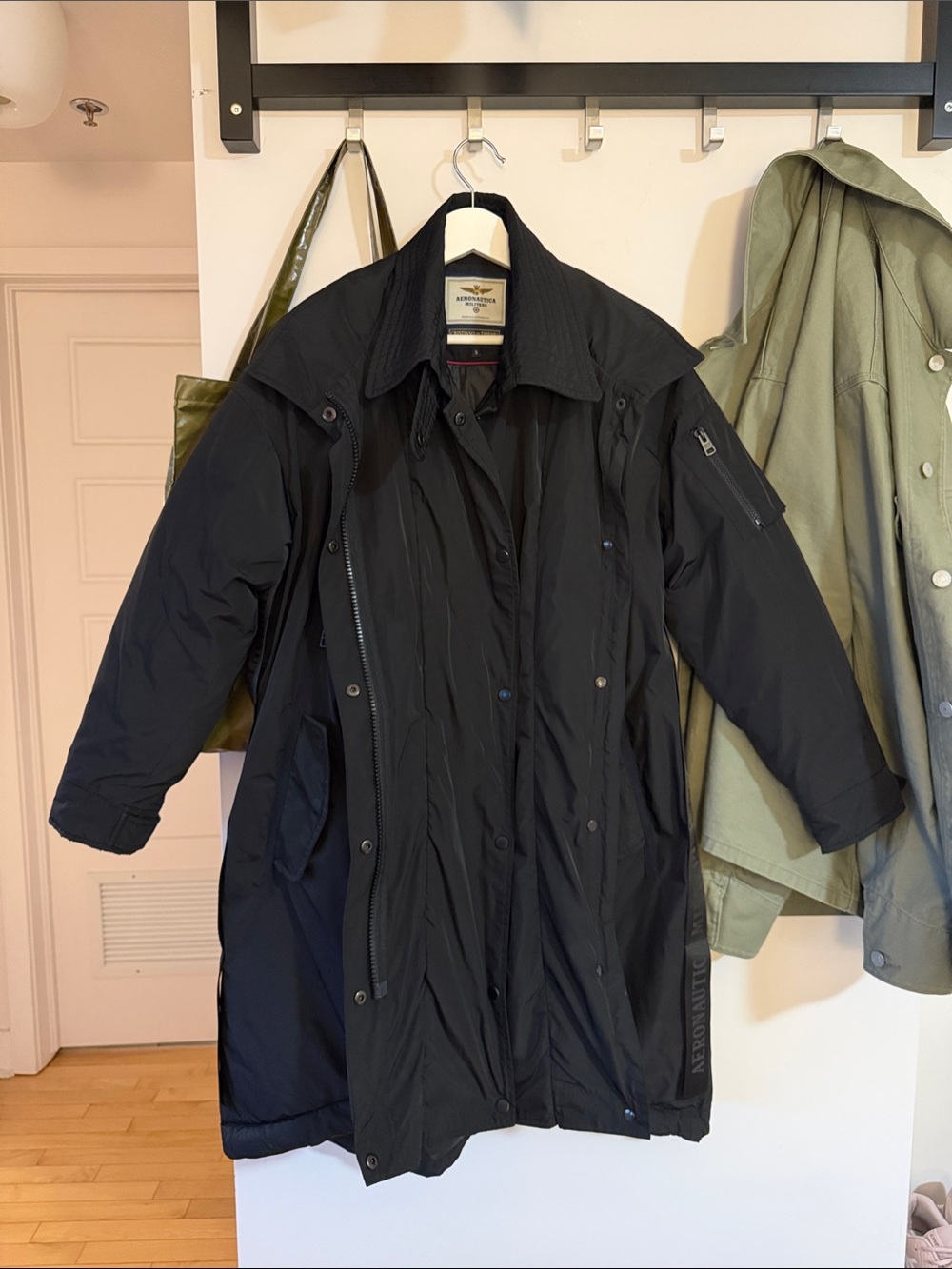 AERONAUTICA MILITAIRE Black Mid-Sized Women's Puffer Coat